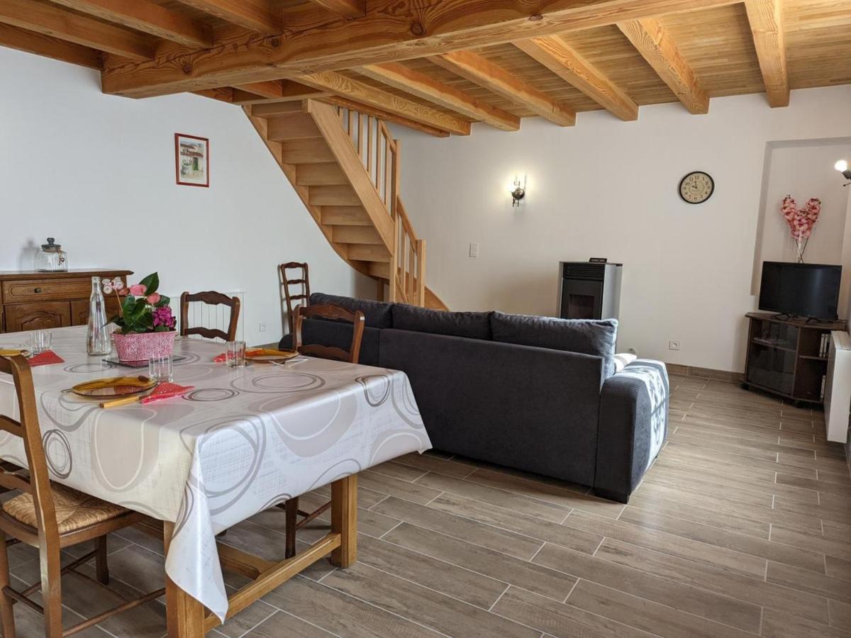 Maison Lumineuse Avec Cour Privative, Proche Sites Culturels, Tout Confort, Equipe Bebe, Wifi Inclus - Fr-1-653-98 Puyreaux Εξωτερικό φωτογραφία