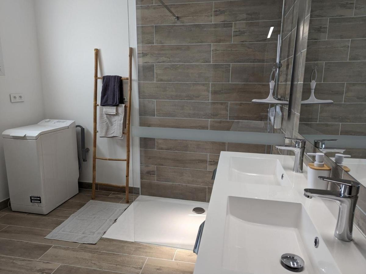 Maison Lumineuse Avec Cour Privative, Proche Sites Culturels, Tout Confort, Equipe Bebe, Wifi Inclus - Fr-1-653-98 Puyreaux Εξωτερικό φωτογραφία